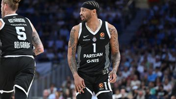 Κάρλικ Τζόουνς: «Ξαφνιάστηκα όταν έφυγε ο Ταϊρίκ, δεν ήμουν προετοιμασμένος για αυτό»