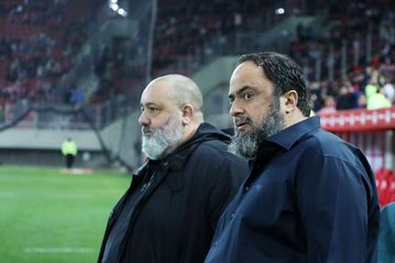 Ο Ολυμπιακός πάντα μόνος του θα είναι, κόντρα σε όλους!