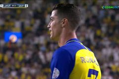 Με τρία γκολ στις καθυστερήσεις η Αλ Νασρ επικράτησε με 3-1 της Αλ Μπατίν (vid)