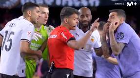 «Σκάνδαλο»: Τι λέει ο Τύπος στην Ισπανία για το χάος στο Βαλένθια - Ρεάλ