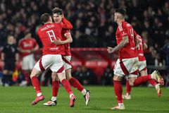 Η Νότιγχαμ Φόρεστ του Μαρινάκη κατήγγειλε στην UEFA την Κρίσταλ Πάλας