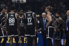 Τρεις παίκτες της Παρτίζαν επιστρέφουν στο Βελιγράδι με την αποστολή της Ντουμπάι