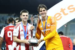 «Η Γιουβέντους θέλει πακέτο Τζολάκη και Μουζακίτη - Αυτό είναι το ποσό που αξιώνει ο Ολυμπιακός»