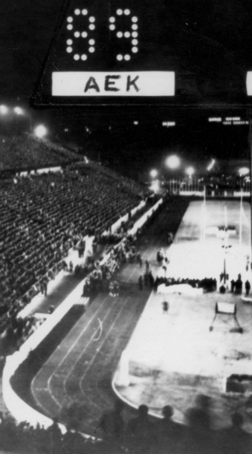 Η ιστορική βραδιά που η ΑΕΚ στέφθηκε «Βασίλισσα» της Ευρώπης στο Καλλιμάρμαρο (vid)