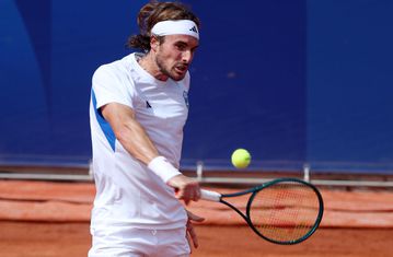 Ήττα Τσιτσιπά από τον Ρούμπλεφ σε «φιλικό» στη Νιμ (vid)