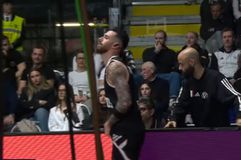 Νέο πλήγμα για Βίρτους: Ο Βιλντόζα αποχώρησε με τραυματισμό από το ματς με Βαλένθια