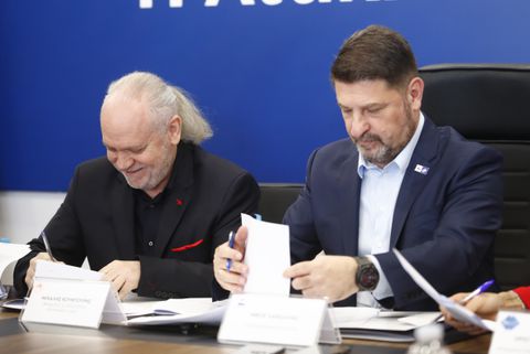 Ολυμπιακός: Υπογράφηκε η σύμβαση για το Κέντρο Υδάτινου Αθλητισμού και Πολιτισμού στο ΣΕΦ