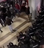 Νέο βίντεο από τα επεισόδια στο ματς του Ερυθρού Αστέρα με την Παρτίζαν - Η στιγμή που ξεκίνησαν όλα (vid)