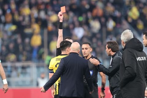 Σκληρό μήνυμα Λανουά στους διαιτητές: «Κάποιοι θα υποβιβαστούν» – Τι είπε για την αποβολή Νίκολιτς