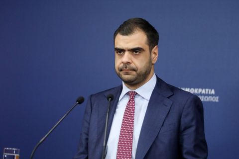 Οι αλλαγές στο κυβερνητικό σχήμα μετά τις δικογραφίες για τον ΟΠΕΚΕΠΕ