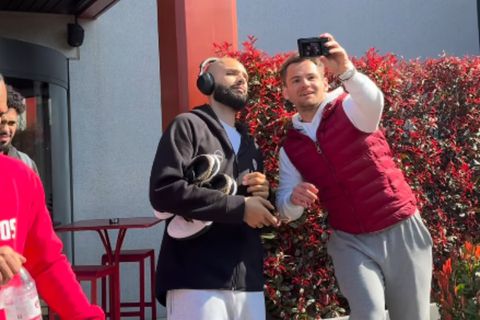 Η προπόνηση του Ολυμπιακού ενόψει Βιλερμπάν - Τα αυτόγραφα στον κόσμο και η επιστροφή του Φαλ (vid)