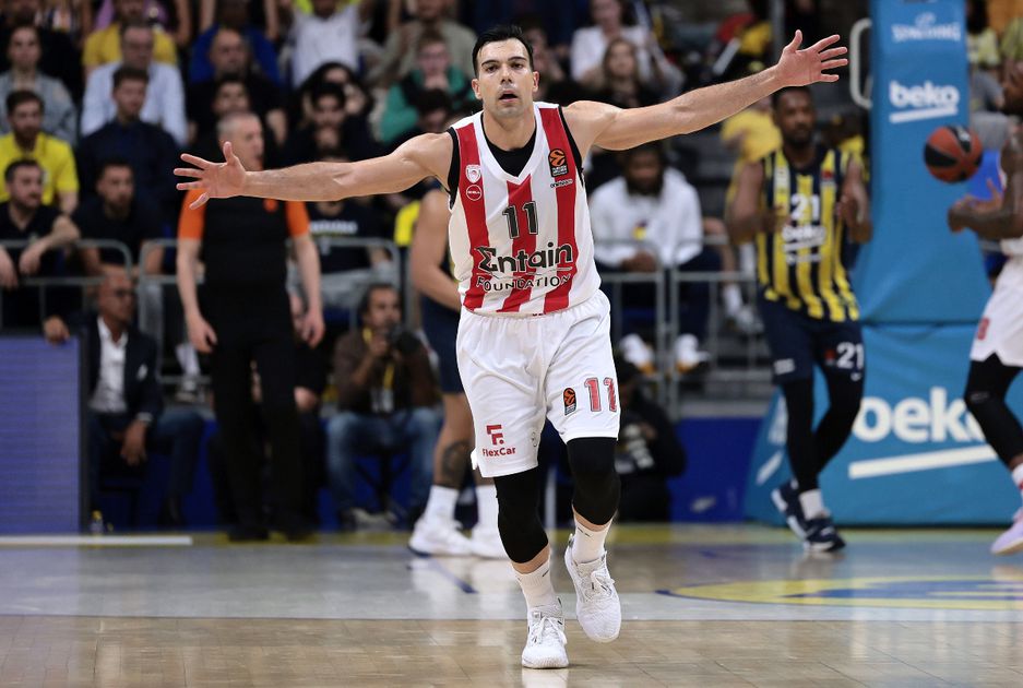 Olympiacos and Sloukas: In the final stage of the decisive meeting