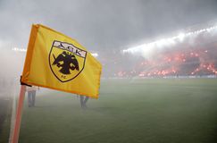 ΑΕΚ προς τον κόσμο: «Δεν κάνουμε πίσω, απόψε παίζουμε όλοι μαζί»