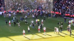 Συγκλονιστικές σκηνές: Η Μπράντφορντ πήρε την άνοδο στο 96' και ο κόσμος της μπούκαρε στο γήπεδο! (vid)