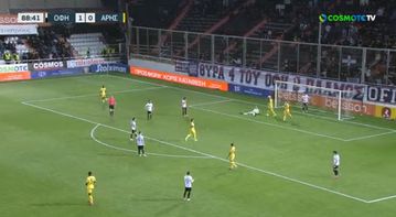Το γκολ του Σπίκιτς για το 1-1 του Άρη στο «Γεντί Κουλέ»