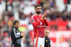 Ο Φερνάντες αποκάλυψε τους λόγους παραμονής του στη Μάντσεστερ Γιουνάιτεντ