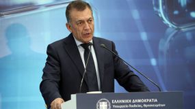 Βρούτσης: «Είτε έρχονται μαζί αύριο στις 15:00, είτε τέλος το πρωτάθλημα»