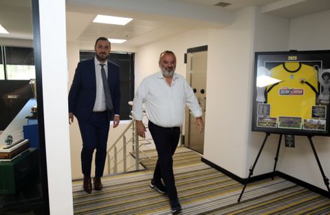 Η ΑΕΚ ούτε αρνείται, ούτε απέχει από συζήτηση για το ποδόσφαιρο