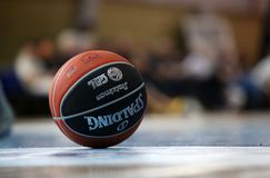 «Σκέψεις της κυβέρνησης για διατάξεις που αφορούν τη ρητορική μίσους, τα συνθήματα και τη διαιτησία» (vid)