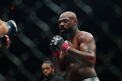 Σοκαριστική αποκάλυψη διαιτητή για τον διάσημο πρωταθλητή: «Παρενόχλησε σεξουαλικά άνδρα, είναι τσογλάνι!»