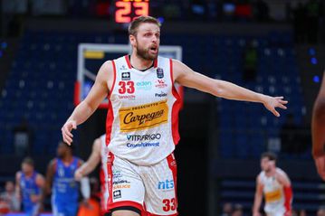 «Συνδέουν» Ολυμπιακό και Χαραλαμπόπουλο οι Ιταλοί