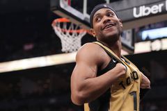 Οι Μπακς θέλουν να βάλουν ένα... πολυεργαλείο δίπλα στον Αντετοκούνμπο: Ο Μπρους Μπράουν είναι ο στόχος τους! (vids)