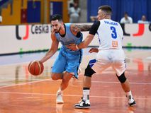 Πριν τον Βιλντόζα: Οι Αργεντίνοι που φόρεσαν τη φανέλα του Ολυμπιακού