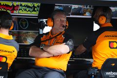 Στη McLaren ανησυχούν για την πιθανότητα μετακίνησης του Φερστάπεν στη Mercedes