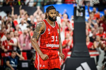 Αποχαιρέτησε τον Μπούκερ η Μπάγερν - Η ομάδα που συνεχίζει