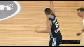 Η αρχηγική εμφάνιση του Παπανικολάου απέναντι στη Σλοβενία με 6/6 τρίποντα!