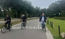 Η ποδηλατάδα του Μπέου στην Ολλανδία! (pics)