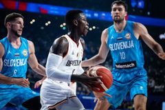 Ο Σρούντερ διέλυσε τη Σλοβενία του Ντόντσιτς και η Γερμανία πέρασε αήττητη στα προημιτελικά