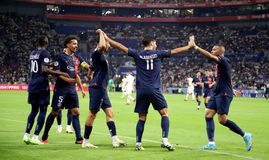 Τιμωρία μίας αγωνιστικής σε τέσσερις παίκτες της Παρί Σεν Ζερμέν για συμμετοχή σε ομοφοβικά επεισόδια