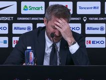 Συγκίνησε και συγκινήθηκε ο Ποτσέκο στη συνέντευξη Τύπου: « Πριν το ματς πήρα τηλέφωνο τον Πολονάρα και δεν το σήκωσε...» (vid)