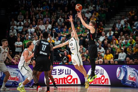 Οι τέσσερις ομάδες του Β' ομίλου του Eurobasket που προκρίθηκαν στη φάση των «16»