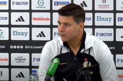 Δυσαρεστημένος ο Ποτσετίνο με τον αγώνα Παραμονή Χριστουγέννων επειδή θα χάσει την επέτειο γάμο του