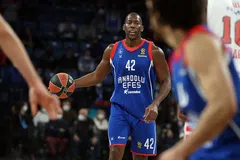 Σοκάρει η εξομολόγηση του Μπράιαν Ντάνστον: «Παραλίγο να μου κόψουν το πόδι»