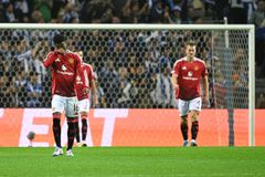 Γλίτωσε την ήττα στις καθυστερήσεις η Μάντσεστερ Γιουνάιτεντ - Ήττα για την προβληματική Ρόμα από την Έλφσμποργκ