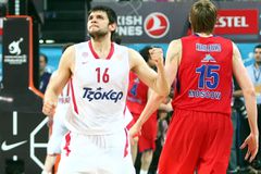 Τα 3 κορυφαία παιχνίδια του Παπανικολάου με τη φανέλα του Ολυμπιακού