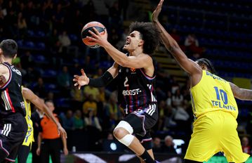 Μπροστάρης Ιφί και διπλό της Παρί στην έδρα της Μακάμπι