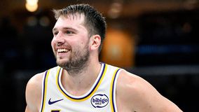 Λούκα Ντόντσιτς σε άλλο level: Έγινε ο πρώτος παίκτης στην ιστορία των Λέικερς που το κατάφερε! (vid)