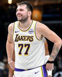 Λούκα Ντόντσιτς σε άλλο level: Έγινε ο πρώτος παίκτης στην ιστορία των Λέικερς που το κατάφερε! (vid)