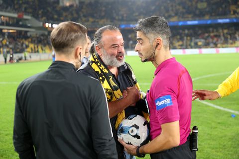 Στην ΑΕΚ «βράζουν» μ' όσα έγιναν με την διαιτησία και ετοιμάζουν την αντίδραση τους