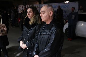 Ξέσπασε η μητέρα του Άλκη Καμπανού: «Τα ισόβια τα πήρα εγώ, οι άλλες μάνες είδαν τα παιδιά τους»