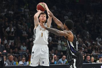 Πετρούσεφ και Μπέικον οδήγησαν την Dubai BC στην νίκη επί της Παρτίζαν