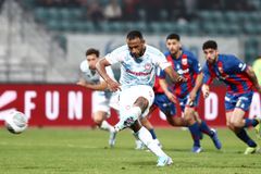 Απάντησε με πέναλτι μέσω VAR και ο Ολυμπιακός και ισοφάρισε σε 1-1 (vid)