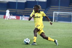 Επιτυχής η επέμβαση για τον Μεντίλ, εκτός δράσης για το υπόλοιπο του 2025