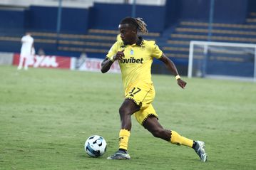 Επιτυχής η επέμβαση για τον Μεντίλ, εκτός δράσης για το υπόλοιπο του 2025