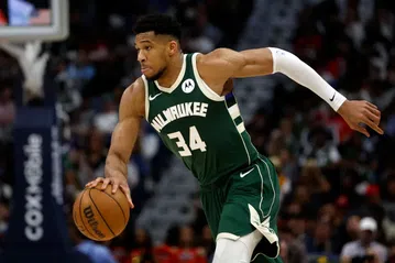 «Ο Γιάννης Αντετοκούνμπο ζήτησε ανταλλαγή»! (vid)