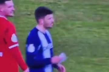 Απίστευτο περιστατικό στο Κύπελλο Γερμανίας: Ποδοσφαιριστής έκλεψε τις σημειώσεις του αντίπαλου προπονητή! (vid)